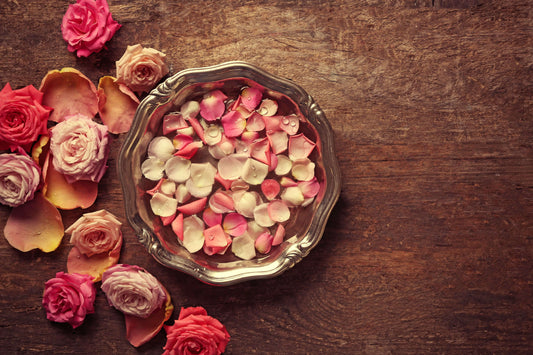 Rose Water Series: Various Uses of Rose Water [INFOGRAPHIC]