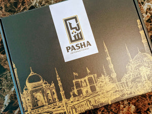 Universal Holiday Bundle 2021 Pasha International Box